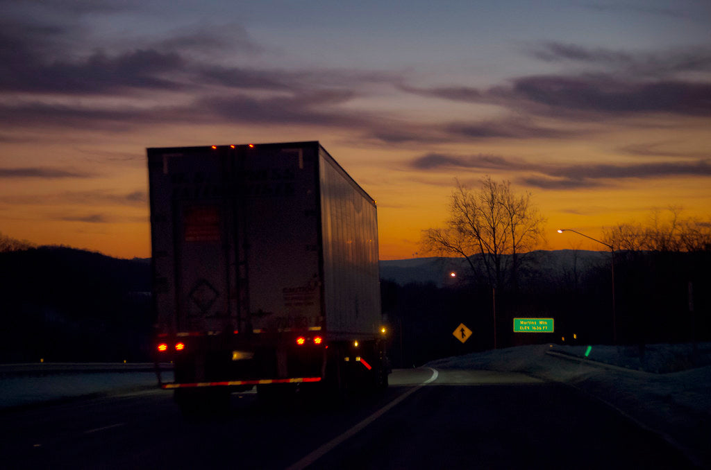 Train Horns and CDL Drivers: DOT Inspection Rules for a Train Horn for Milwaukee® 18v Battery in a Semi
