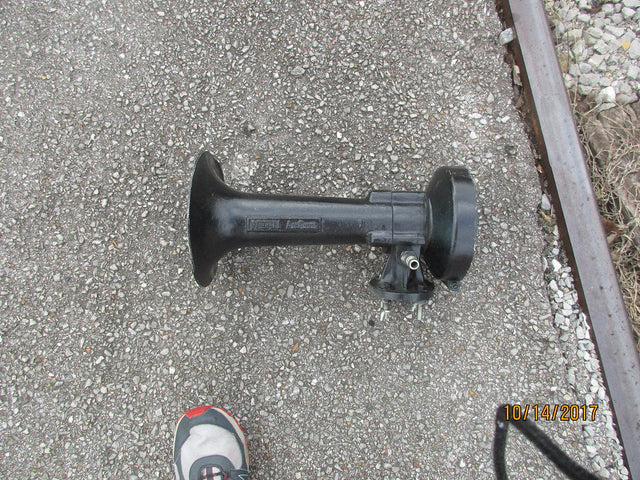 How to Make a Train Horn for Milwaukee® 18v Battery Louder: Placement, Battery, and Trumpets