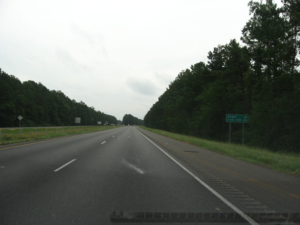 Are Train Horns Legal in Louisiana? RS 32:351, the $500 Wiring Fine, and the New No-Sticker Rules