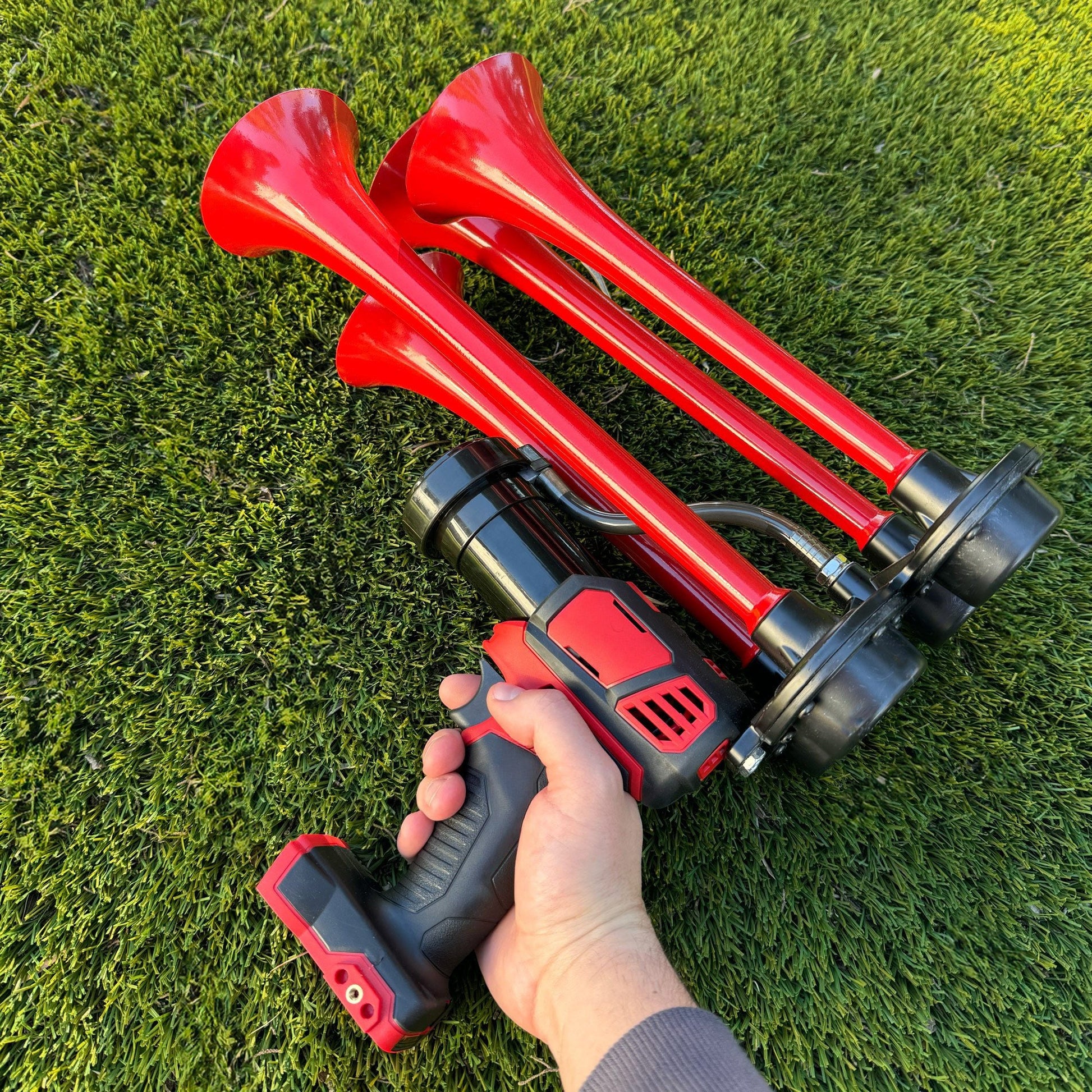 Extreme Quad Train Horn for Milwaukee® 18v Battery